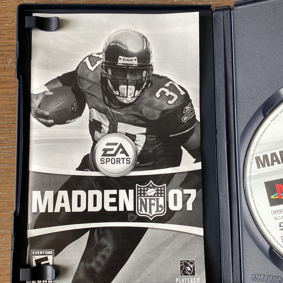 Original "Madden 2007" PlayStation 2 Game - Picture 3 of 6